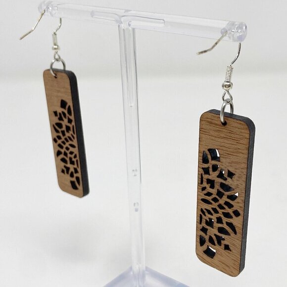 Floral Mandala Wood Bar Dangle Earrings NWT - Picture 4 of 7